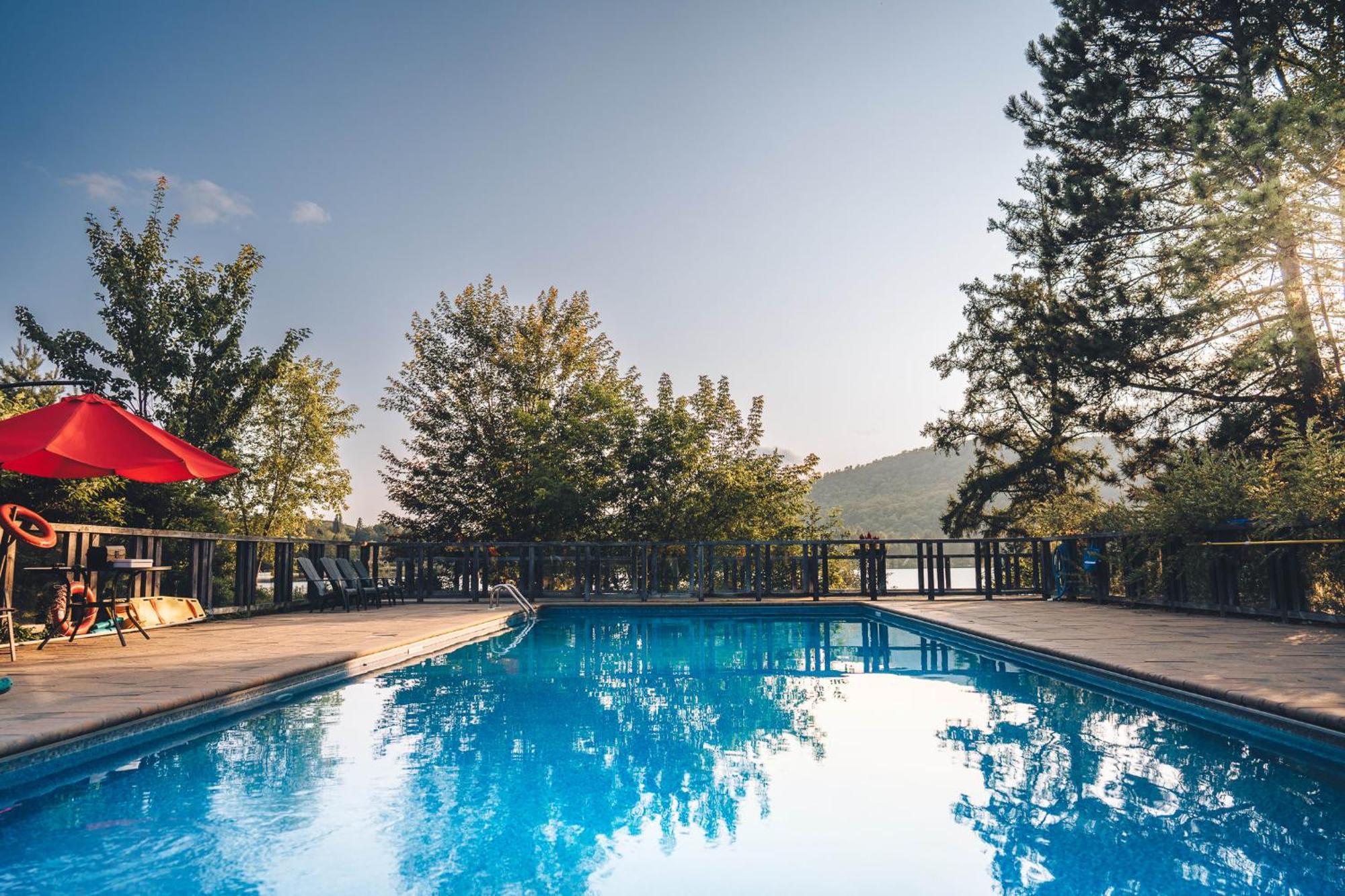 Lakefront Mountain View - Resort Loft Lac-Superieur Exterior foto